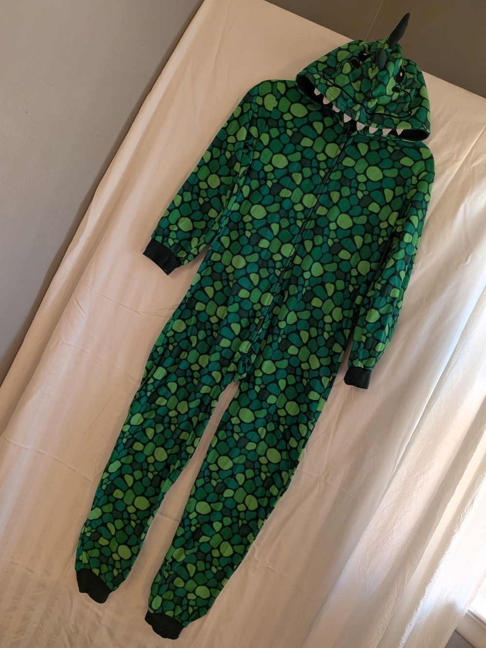 The Children's Place Green Dino Hooded Onesie PJ'S OR 🎃Costume Size 10/12🦕🦕🦕